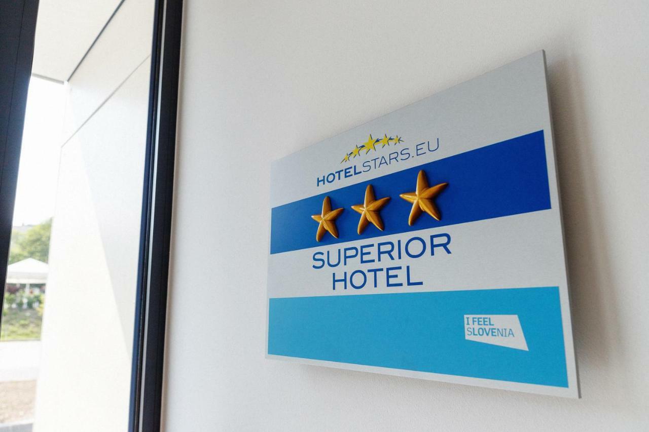לובליאנה Wud Hotel מראה חיצוני תמונה